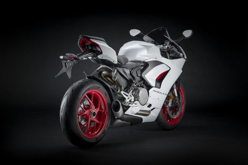 DUCATI-PANIGALE-V2-2020-3