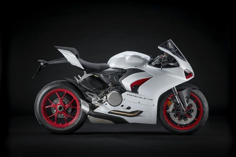 DUCATI-PANIGALE-V2-white 2020-1