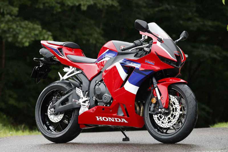 Honda-CBR600RR-2021-1