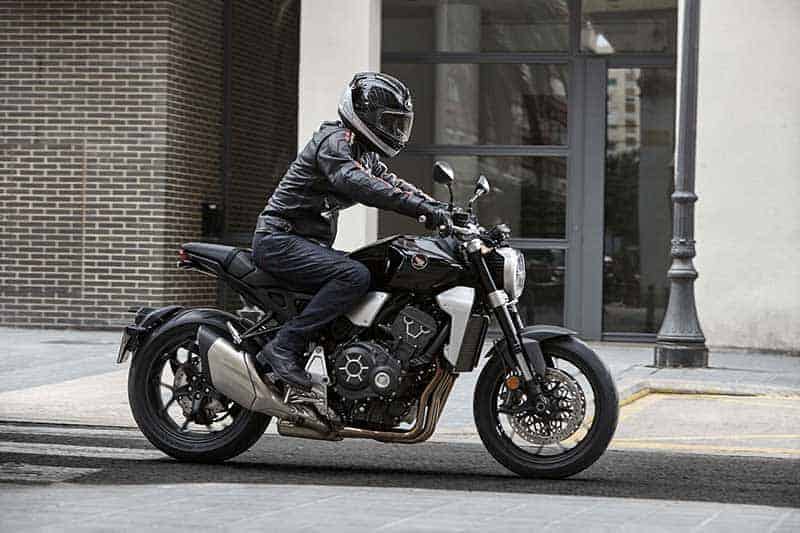 เปิดตัว All New Honda CB1000R 2018 เมื่อสุดยอดงานศิลป์ รวมกับจิตวิญญาณของ Cafe Racer | MOTOWISH 130