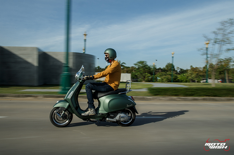 Vespa Primavera S 150 i-Get ABS Safari Special Edition 8