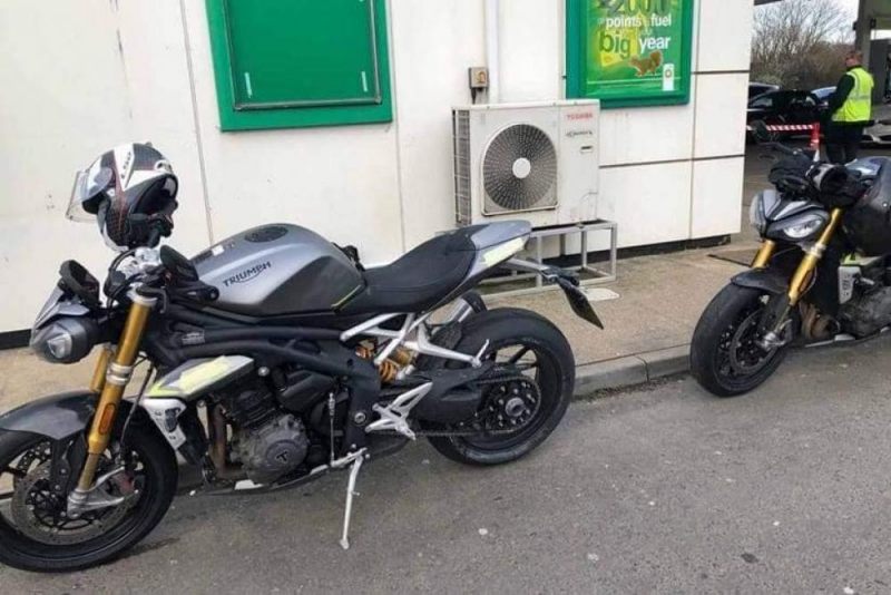 triumph-speed-triple-2021 spyshot-3