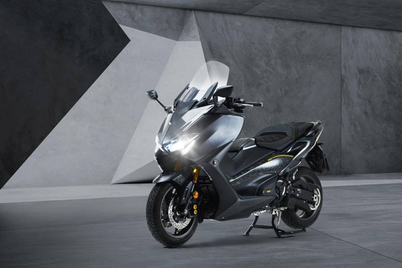 _2021-YAMAHA-TMAX-20th-Anniversary-05