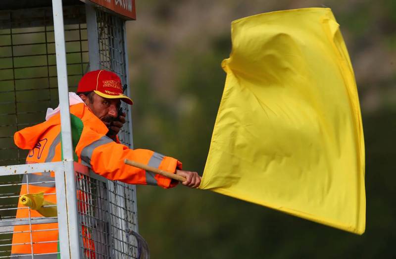 _Yellow Flag motogp