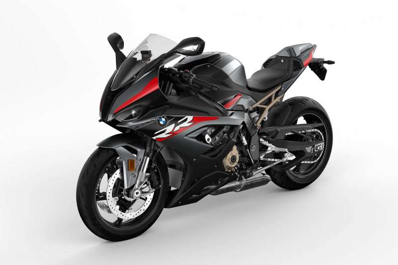 _2022-BMW-S1000RR-black-4