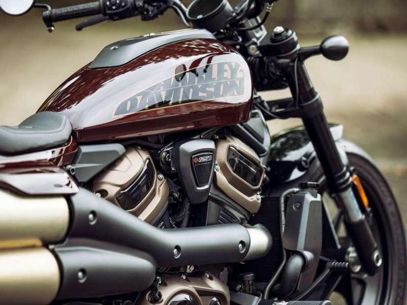 _Harley-Davidson Sportster S-2