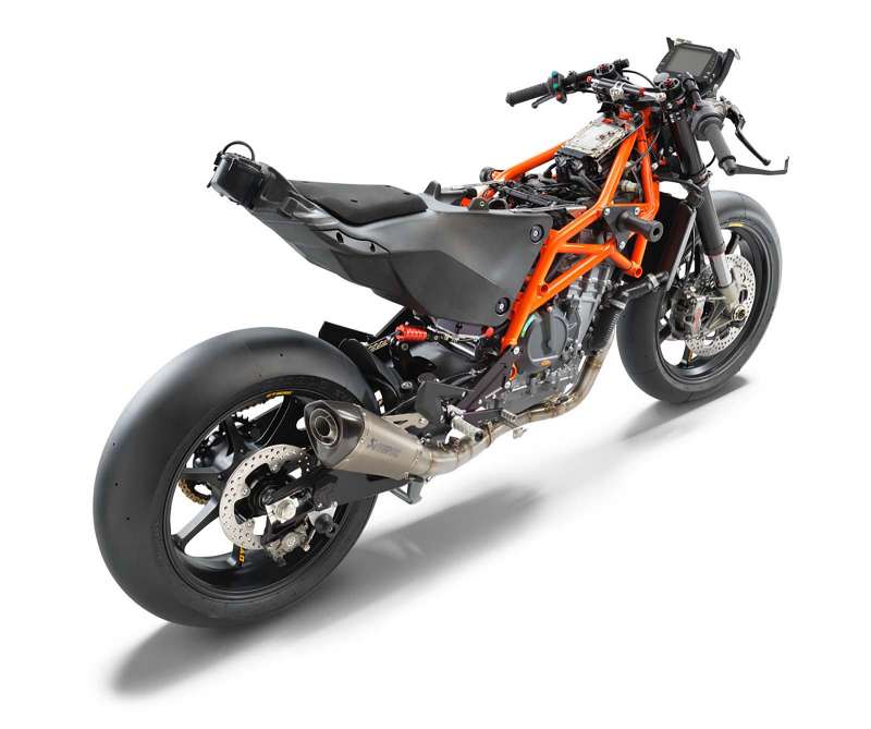 _KTM-RC-8C-4