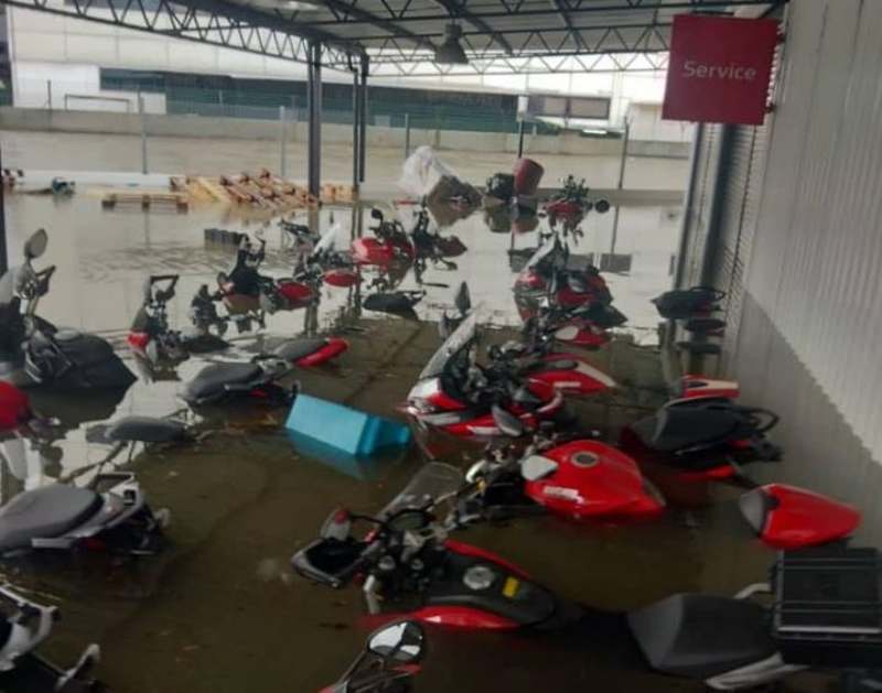 _motorcycle floods-3