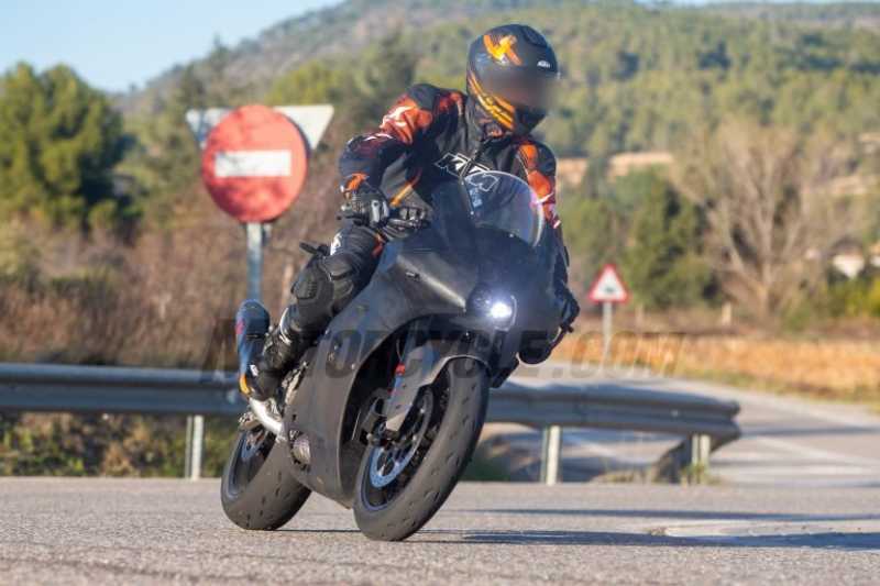 _spyshot ktm rc990-2