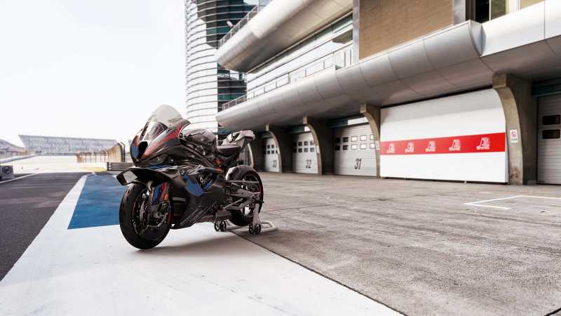 _2023-BMW-M1000RR-6