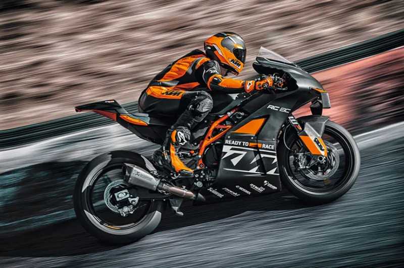 _KTM RC 8C 2023-4