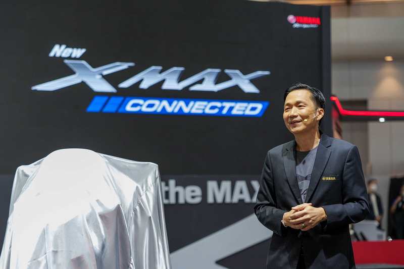 Yamaha XMax Connected-4