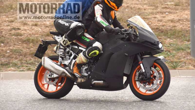 _spyshot-KTM-RC-990-3