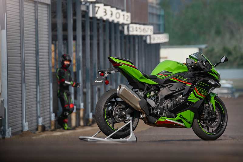 Kawasaki ZX-4RR 2023-1