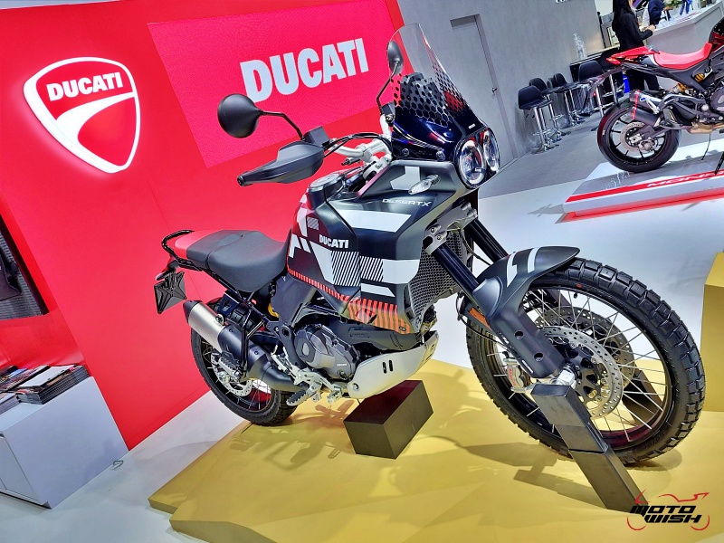 Ducati Desert X Black