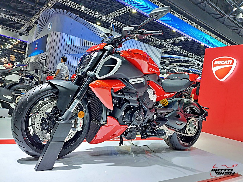 Ducati Diavel V4