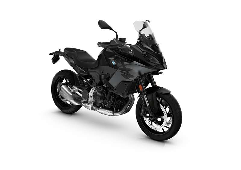 The new BMW F 900 XR (1)