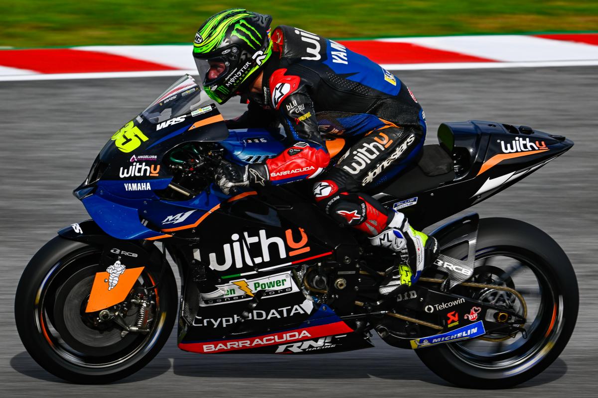 cal-crutchlow-yamaha-factory-r