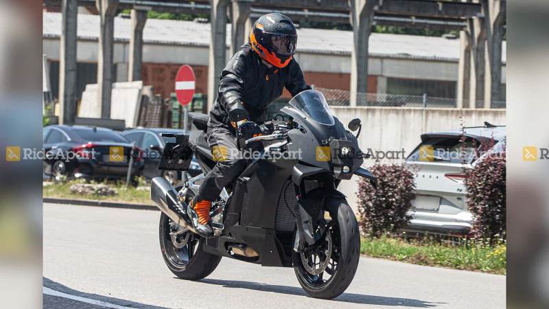 _ktm-rc990-spy-photos-1