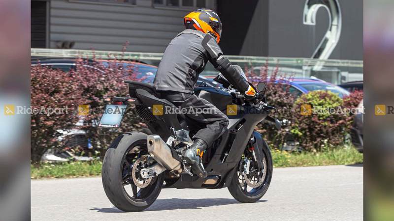 _ktm-rc990-spy-photos-1