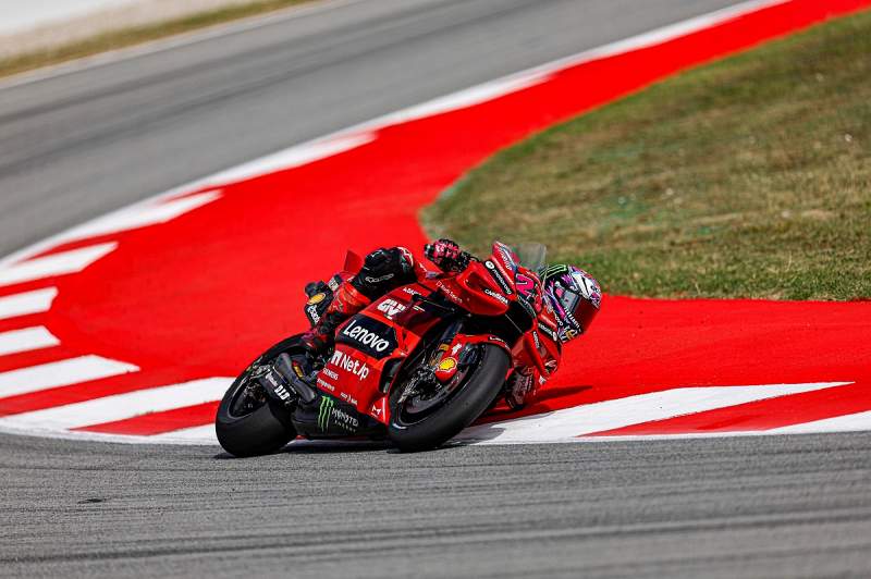 _Enea Bastianini Crash Barcelona-3