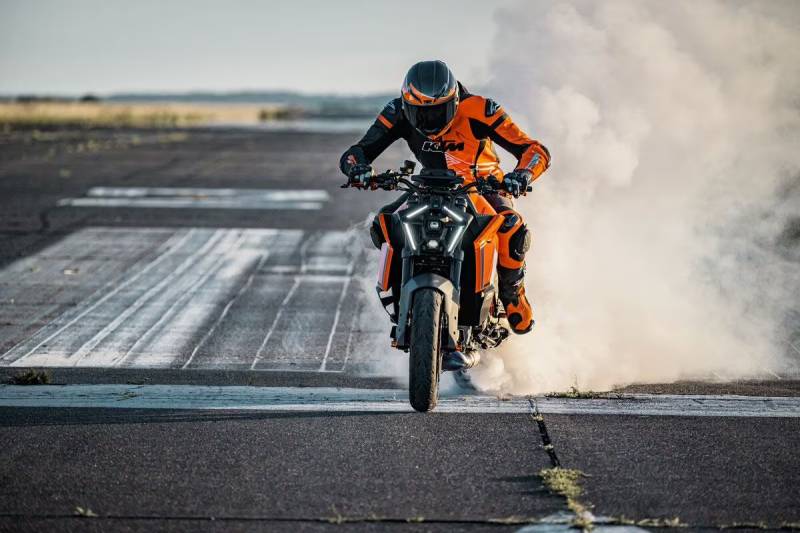 2024 KTM Super Duke R Evo-1