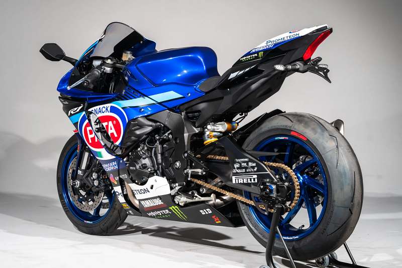 Yamaha YZF-R1 Jonathan Rea Replica-11