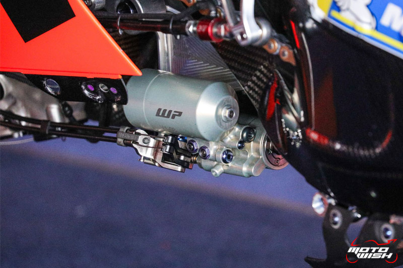 KTM MotoGP Ridee High Device