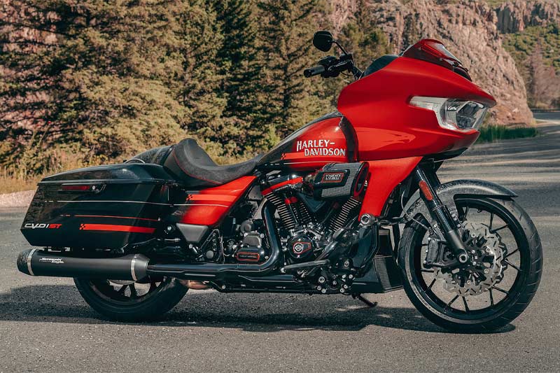 - Harley-Davidson CVO Road Glide ST MY2026