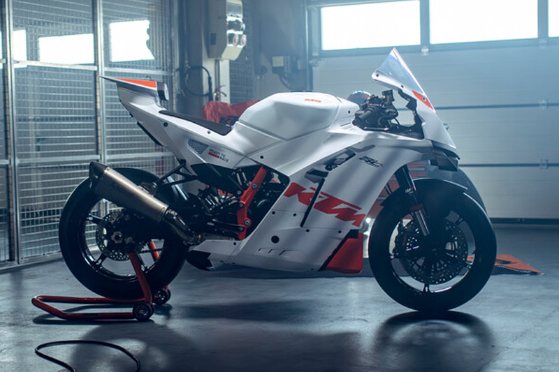 2026 KTM 990 RC R Track