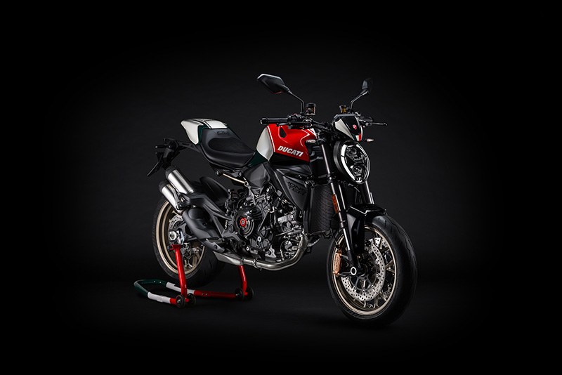 Ducati-Monster-100-02