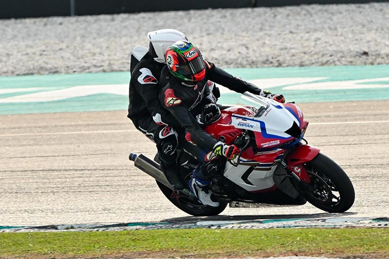 Pillion-Rider-Experience-1